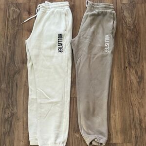 Hollister women’s Fleece Joggers in Cream and Taupe XS